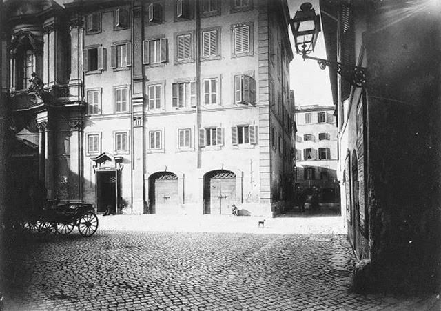 Vicolo del Mortaro before the opening of Via del Tritone with Oratorio dell’Angelo Custode on the left, 1888