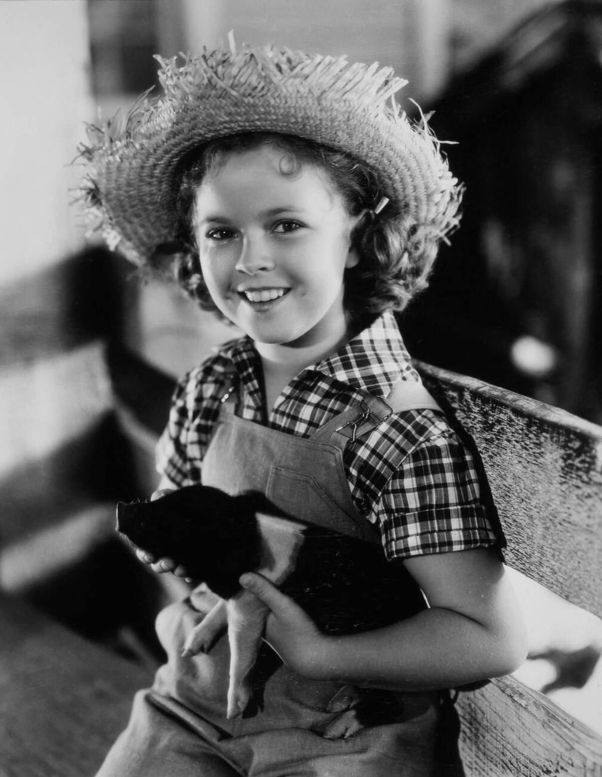 Shirley Temple on set, Rebecca of Sunnybrook Farm, 1938