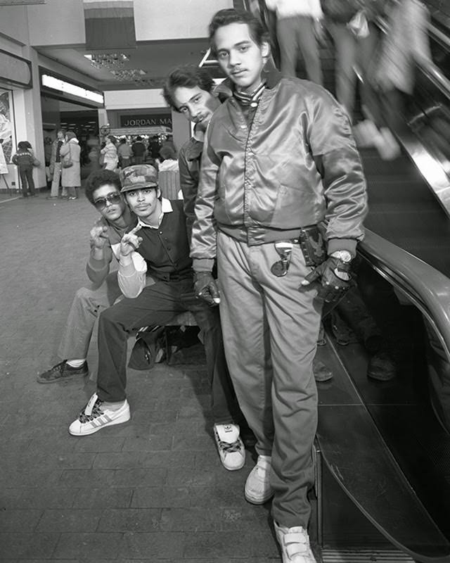 Inside the 1980s Shopping Malls: Everyday Life in Vintage Photos
