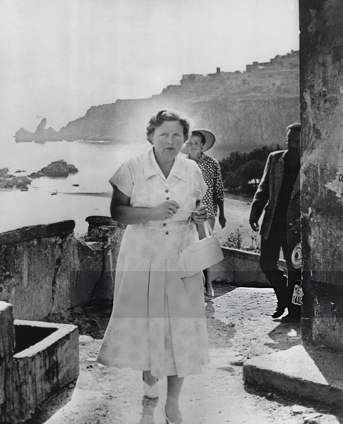 Queen Juliana on holiday in Taormina, 1956