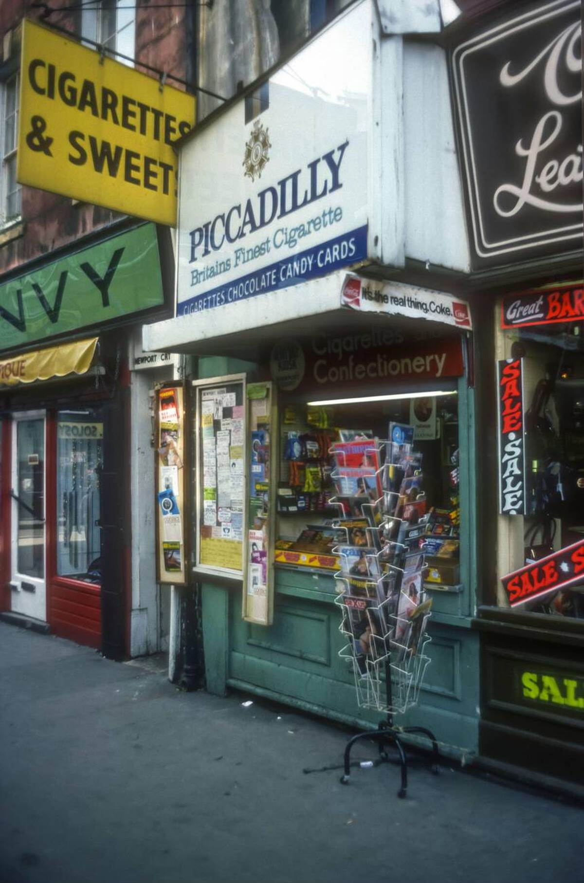 Newport Kiosk newsagents in Newport Court, 1976