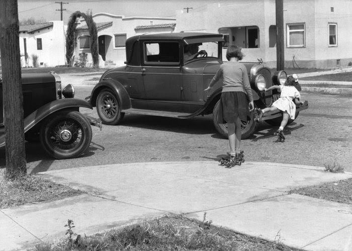 Street Safety Images from Los Angeles Warned Drivers to Watch for Children in the 1930s
