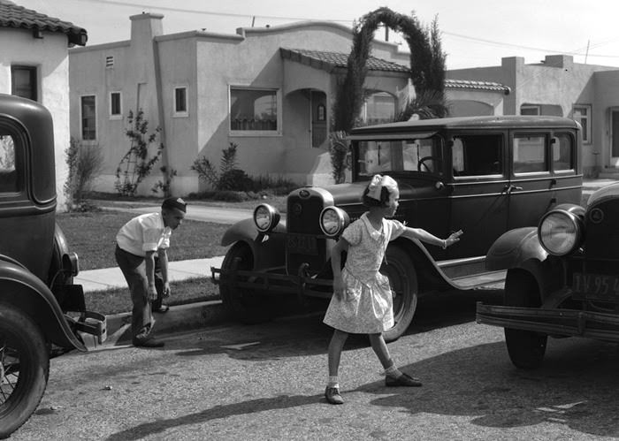 Street Safety Images from Los Angeles Warned Drivers to Watch for Children in the 1930s