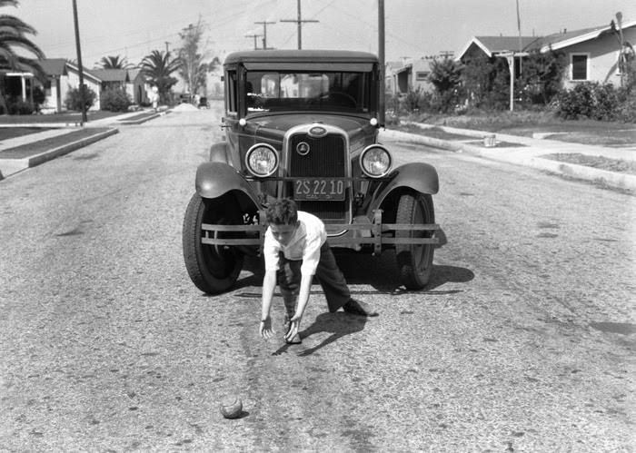 Street Safety Images from Los Angeles Warned Drivers to Watch for Children in the 1930s