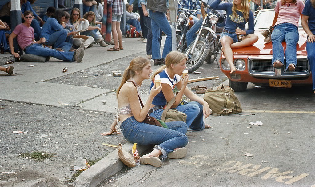 Fans in Ecstasy: The 1973 Summer Jam at Watkins Glen in Photos