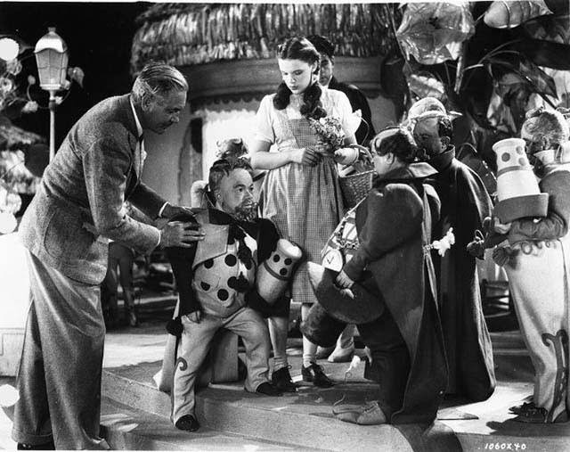 Director Victor Fleming instructing the cast during filming, The Wizard of Oz, 1939