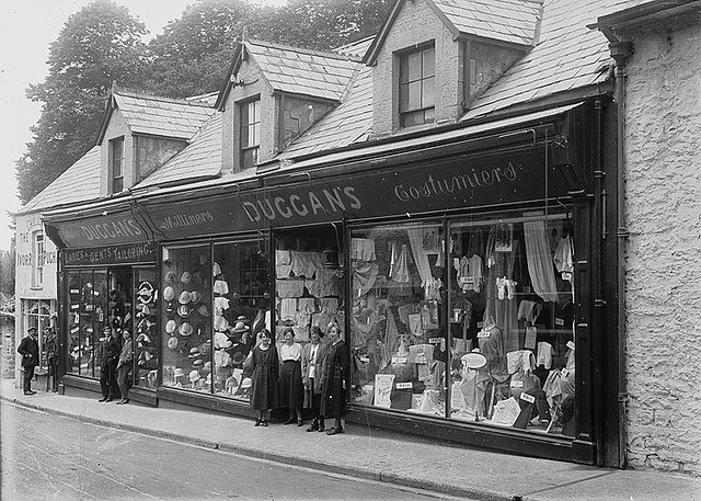 Duggans clothes shop Builth Wells