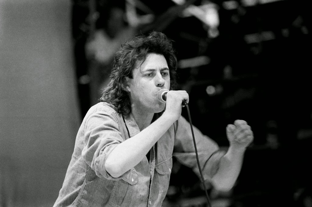 Bob Geldof performing on stage at Live Aid, 1985