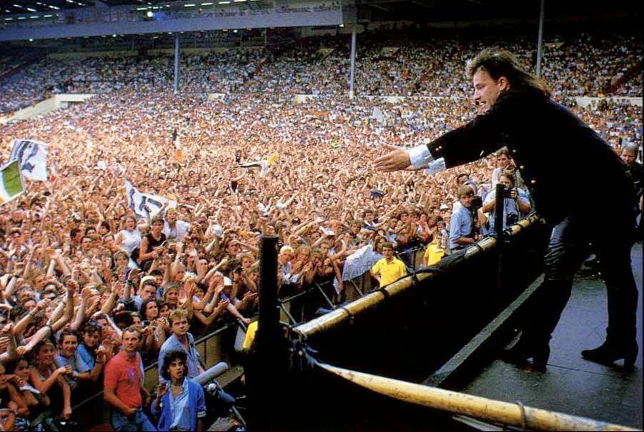 When 72,000 Voices Became One: The Historic Wembley Stadium Performance That Defined Live Aid