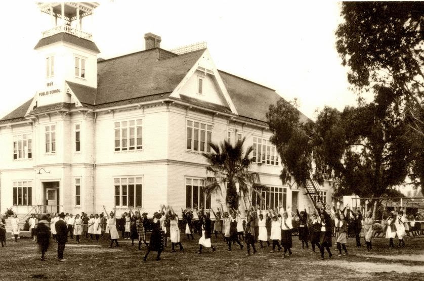 Children at Bailey Street School, 1907