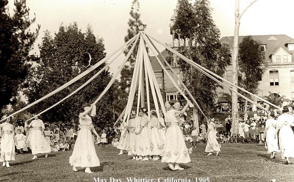 Maypole dance in Whittier, 1905
