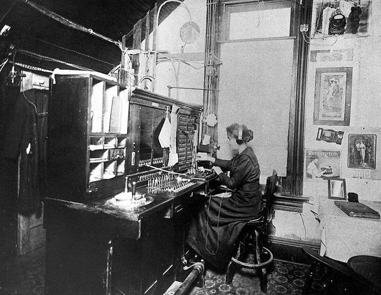 Telephone exchange operator in Richardson, Texas, 1900