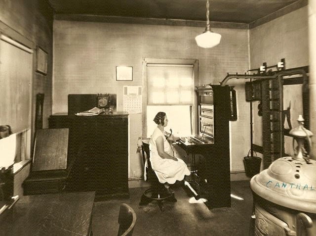 Local telephone operator in Cantral, Illinois, 1917
