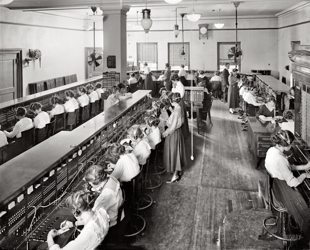 Chesapeake & Potomac Telephone Company switchboards in Washington, D.C., 1919