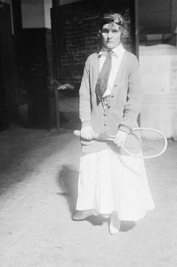 Alberta Weber at the Women's National Indoor Tennis Tournament in New York City, 1915