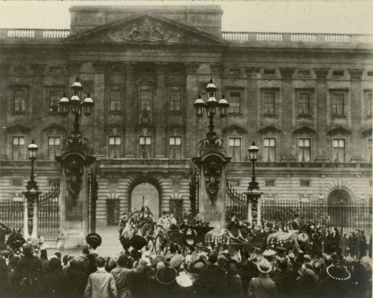 Rare Photos of Woodrow Wilson at the Paris Peace Conference, 1919