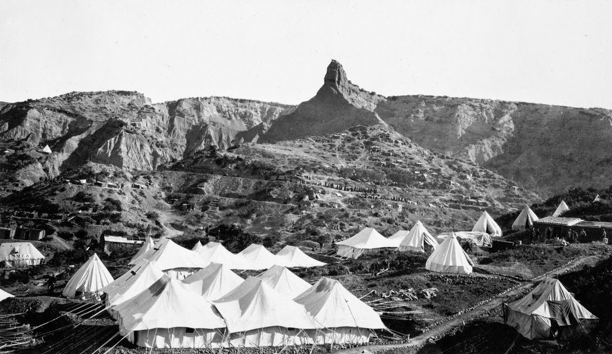No. 1 Clearing Hospital tents at the Sphinx in Anzac, Gallipoli, 1915