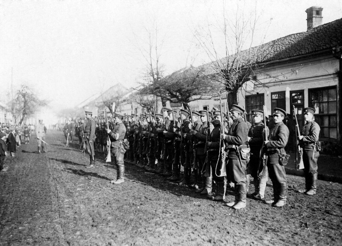 Bulgarian troops during muster in Macedonia, 1916