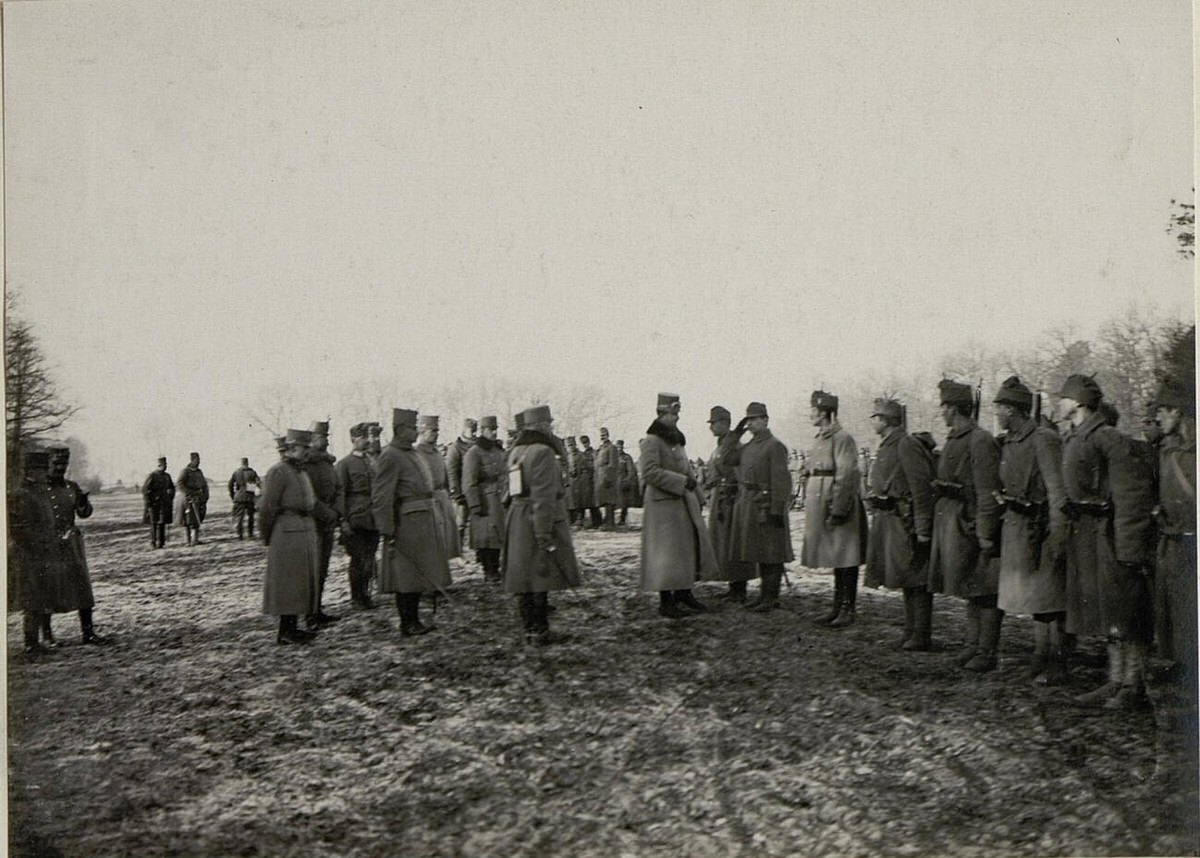 Archduke Karl inspecting the 40th Infantry Regiment south of Nowy Knierut, 1916