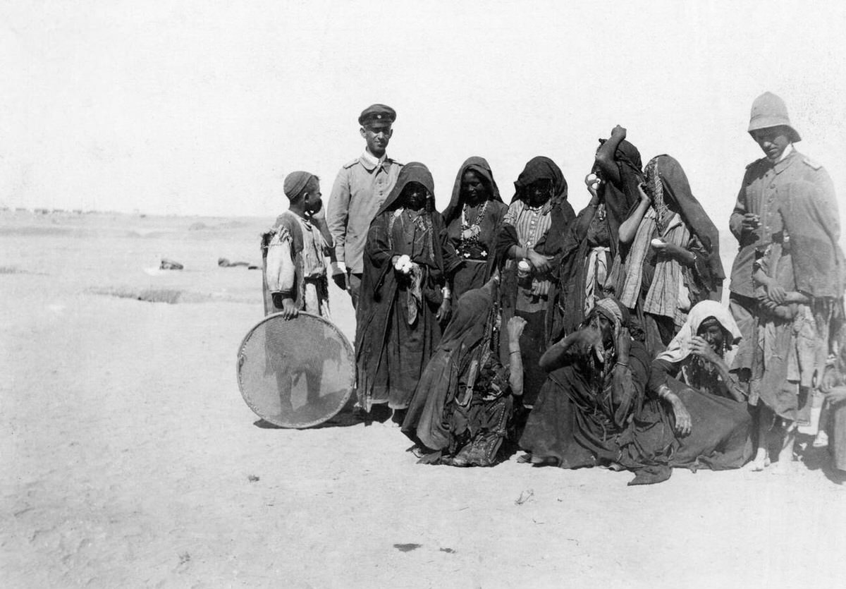German camp life on the Oriental Front, 1917