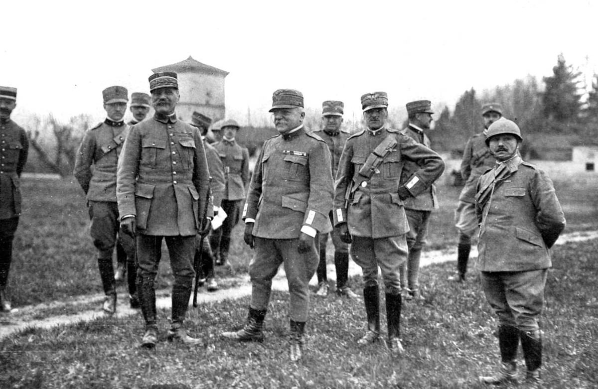 General Ferdinand Foch on the Italian front, 1917