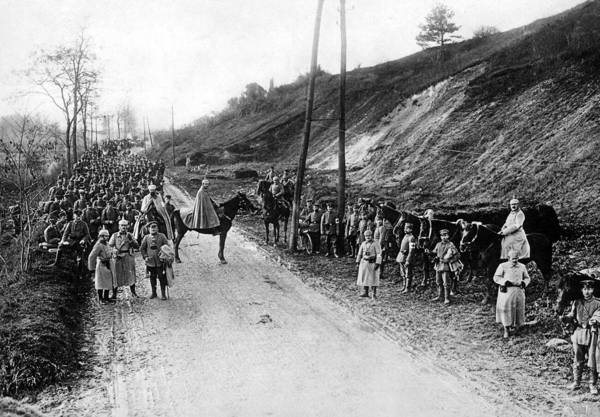Alarm position behind the Western Front, 1917