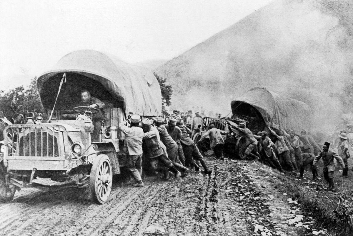 Russian convoy in Macedonia, 1916