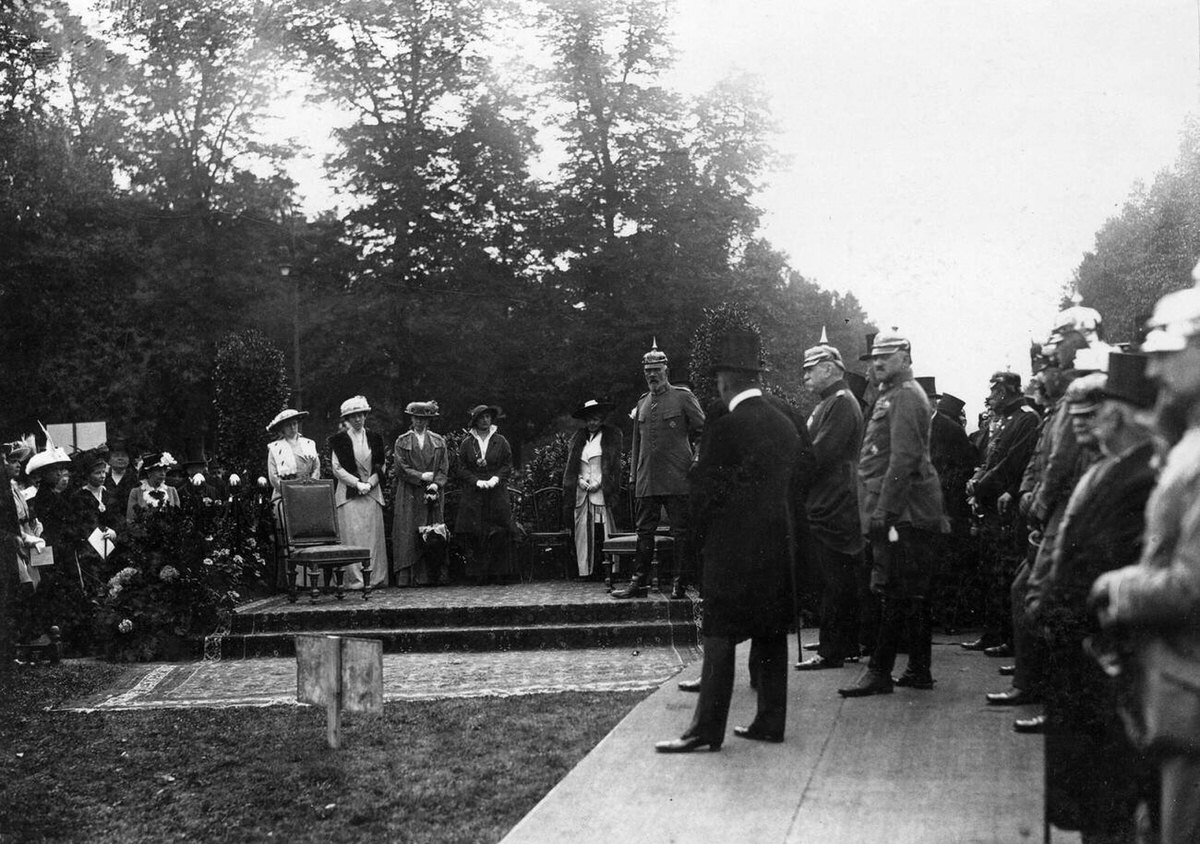 Unveiling of the Iron Hindenburg in Berlin, 1915