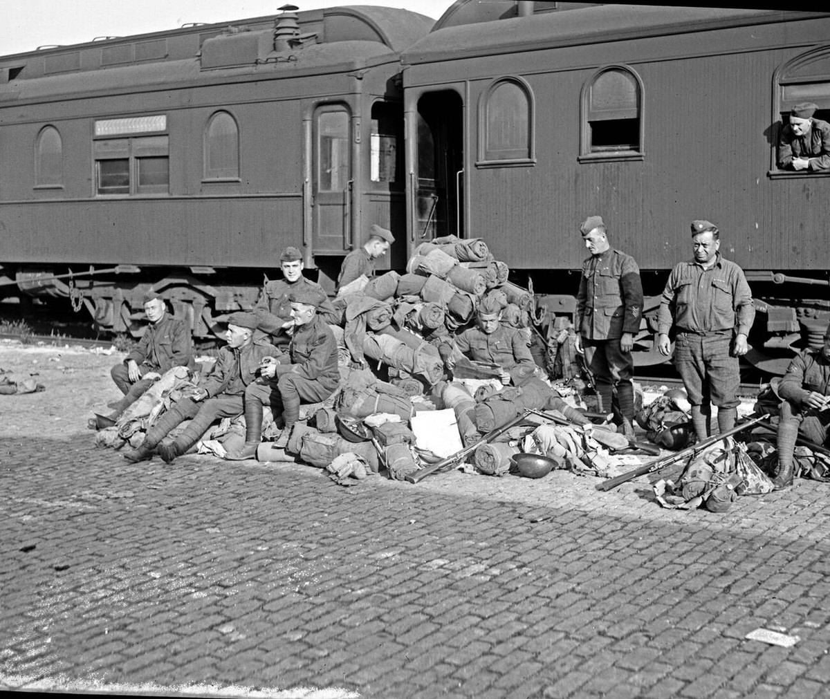 Soldiers of the 1st Division, 1914