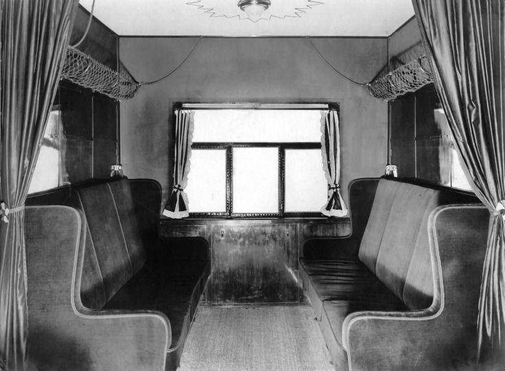 Passenger cabin interior of the airship Los Angeles, 1924