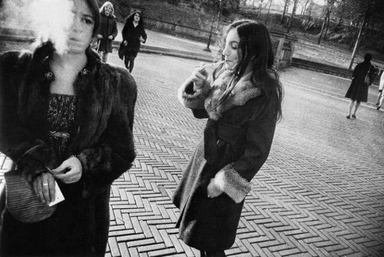 Provocative Street Photography of Women in New York City in the 1960s and 1970s