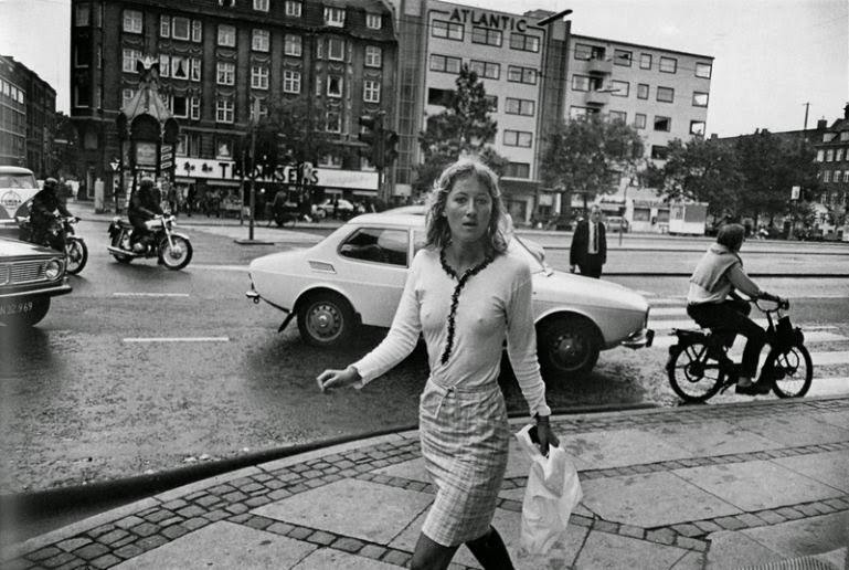 Provocative Street Photography of Women in New York City in the 1960s and 1970s