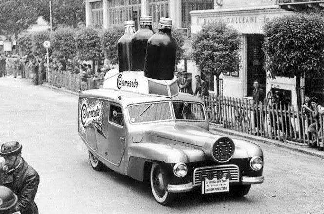 Car advertising Cora, with "Corasoda" customization