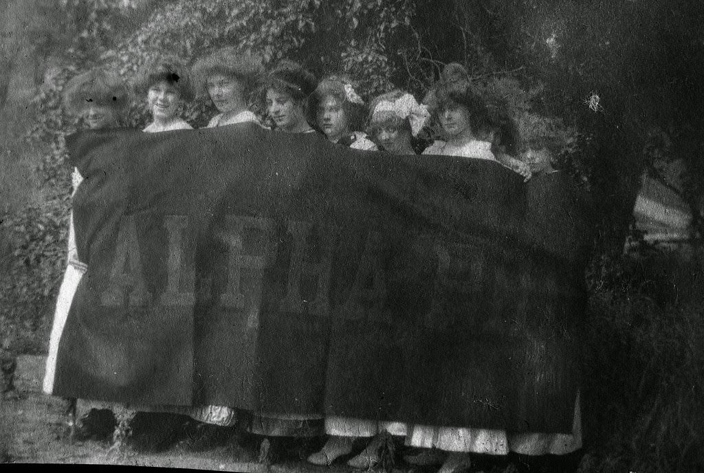 Daily Life at Glen Eden Boarding School Through 1911 and 1912