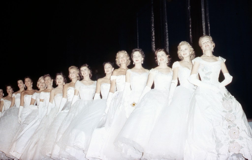 Color Photographs Capture the 1957 Miss America Contest