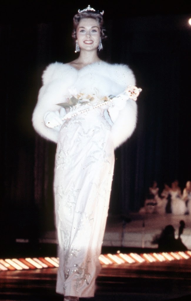 Color Photographs Capture the 1957 Miss America Contest
