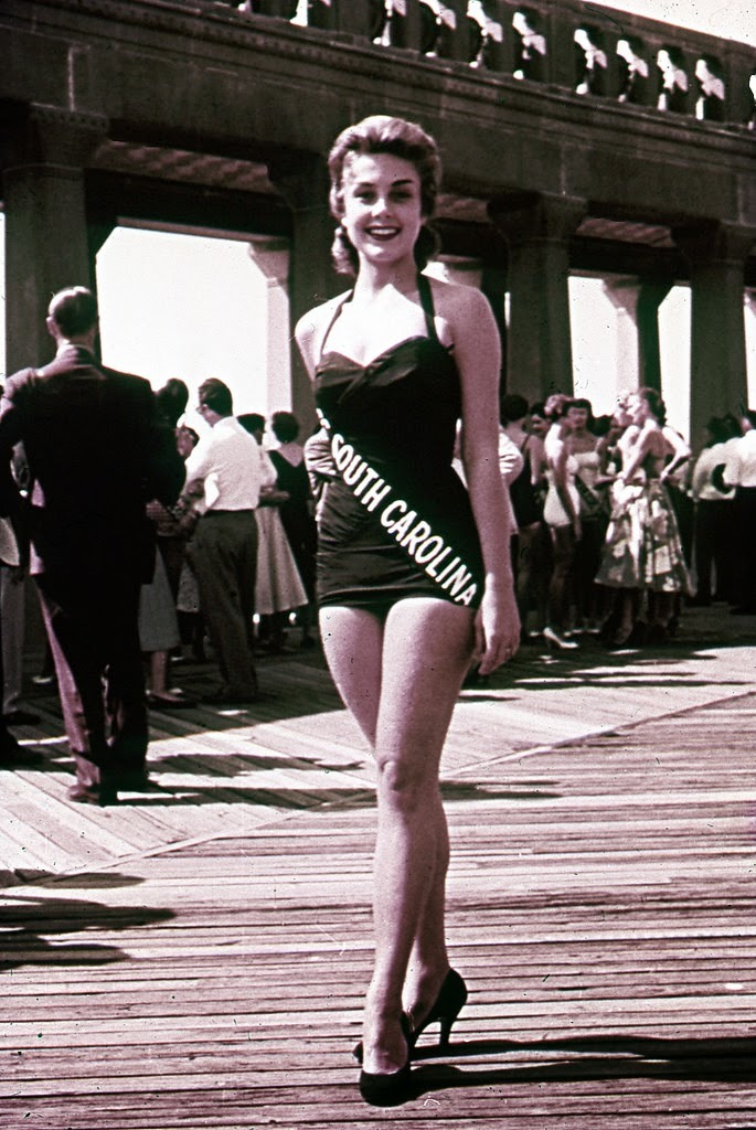 Color Photographs Capture the 1957 Miss America Contest