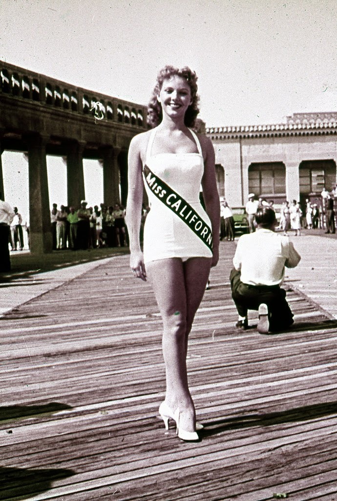 Color Photographs Capture the 1957 Miss America Contest