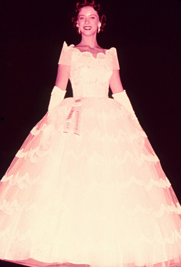 Color Photographs Capture the 1957 Miss America Contest