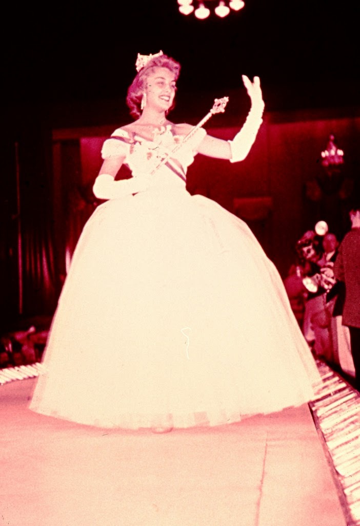 Color Photographs Capture the 1957 Miss America Contest