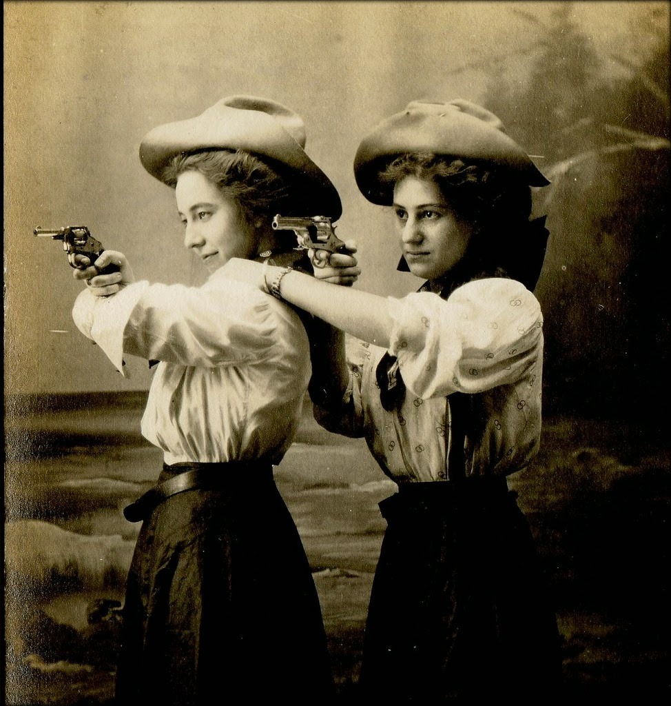 Stunning Vintage Photos of Women with their Guns from the Past